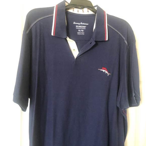 Never worn shirt - Picture 1 of 3